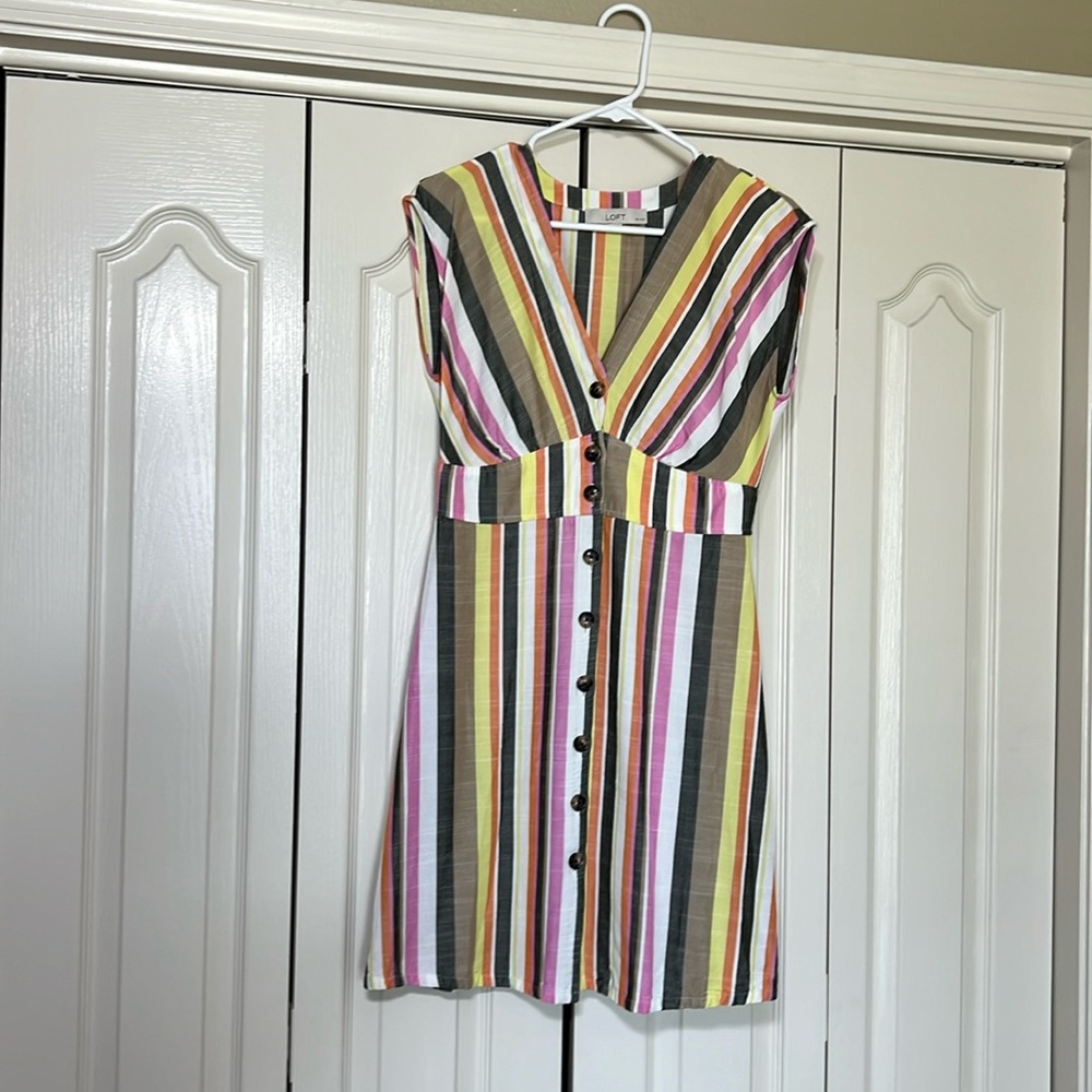 Loft dress. Size 4P. Like new. Multi stripes!